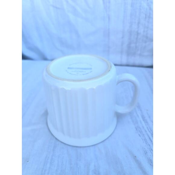 CorningWare NF Ribbed White Stoneware Mug 10 oz Microwave & Oven Safe - Picture 3 of 4